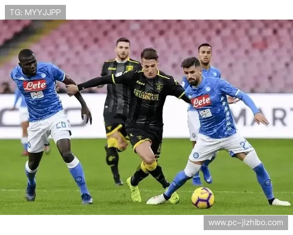 汉堡赛季防守韧性提升，从失球大户到逼平强队